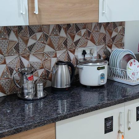 فيلا Leo'S Den 9 Guests Ac 3Bhk 9 Mins To Rgia شمس أباد المظهر الخارجي الصورة