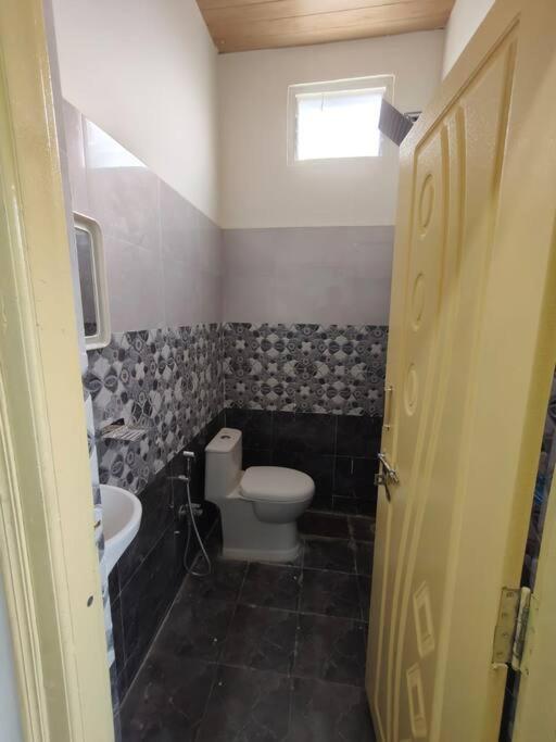 فيلا Leo'S Den 9 Guests Ac 3Bhk 9 Mins To Rgia شمس أباد المظهر الخارجي الصورة
