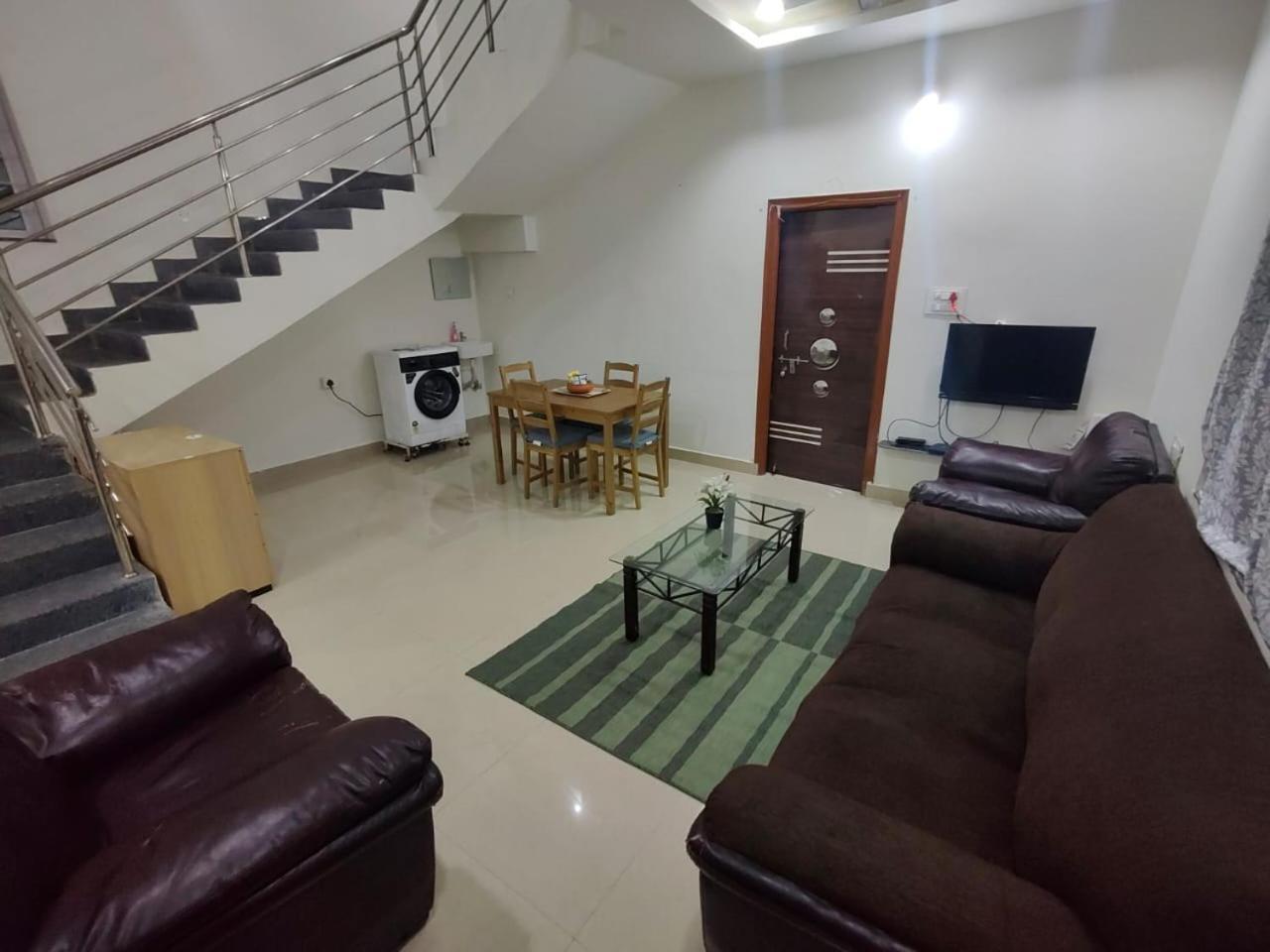فيلا Leo'S Den 9 Guests Ac 3Bhk 9 Mins To Rgia شمس أباد المظهر الخارجي الصورة